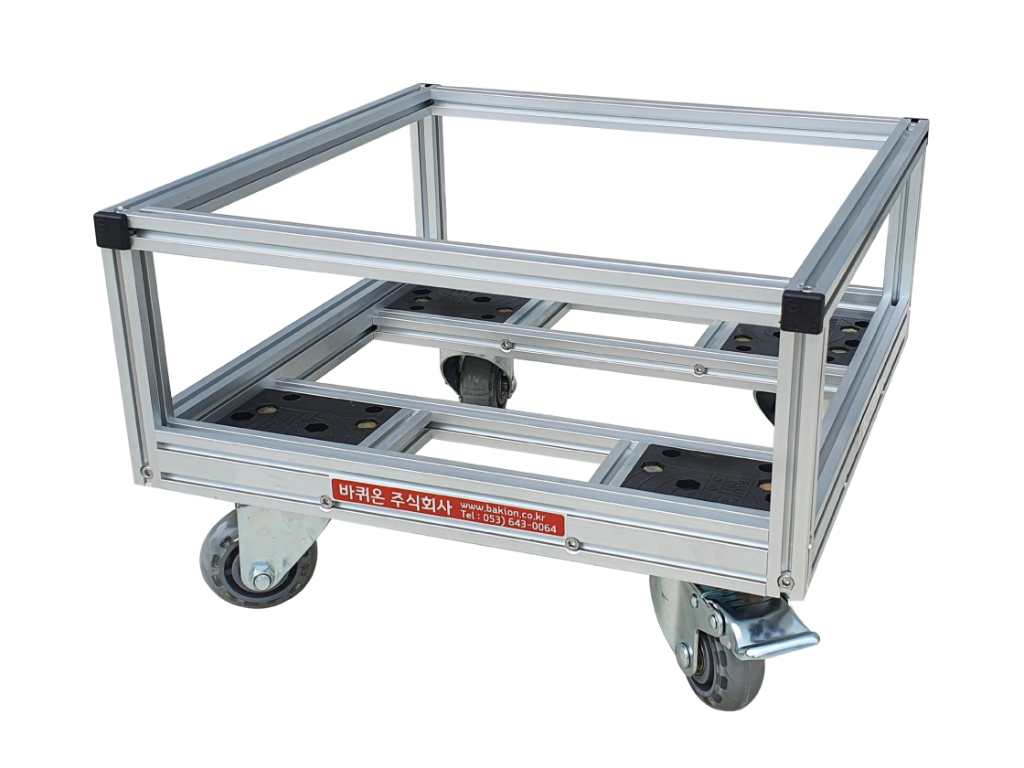 코너 포스트 달리